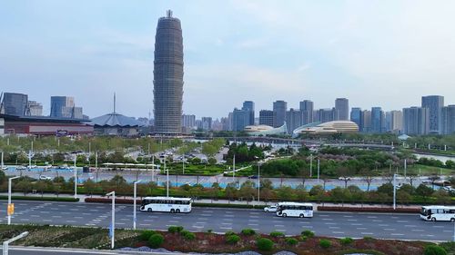 豫見美好 為你而來,蘇州金龍新v系產品驚艷河南