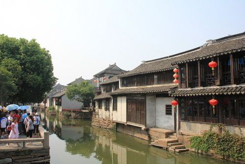怎樣游覽古鎮周莊