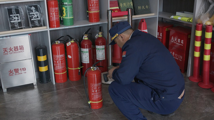 綏化市消防救援支隊(duì)開(kāi)展滅火器專項(xiàng)抽查工作，筑牢消防安全防線